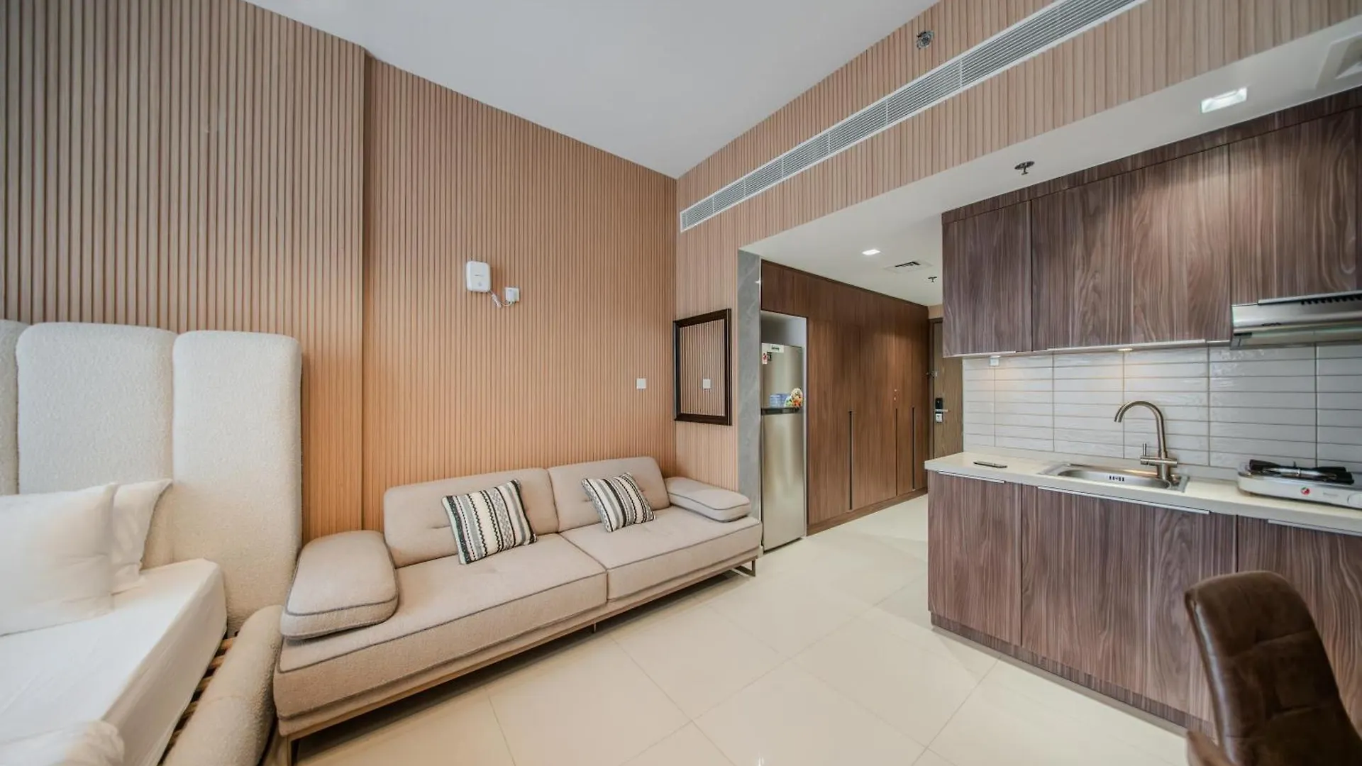 Private Garden Apartment At Al Zahia By Bluecloud Holidays Dubai 0*,